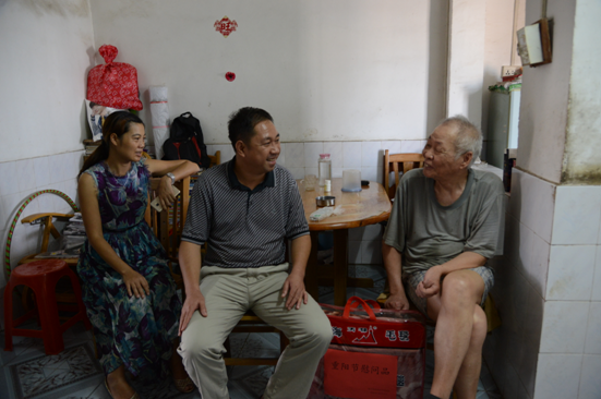南宁市武鸣区中医医院开展重阳节关爱老年人活动 