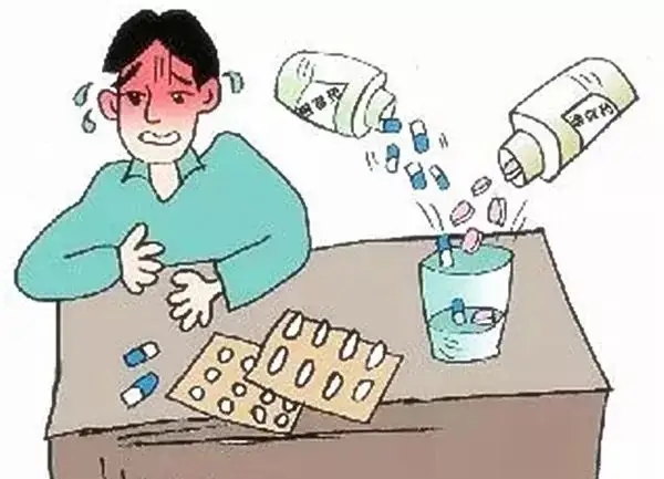 服药连带铝箔误吞 这样的粗心大意太不该